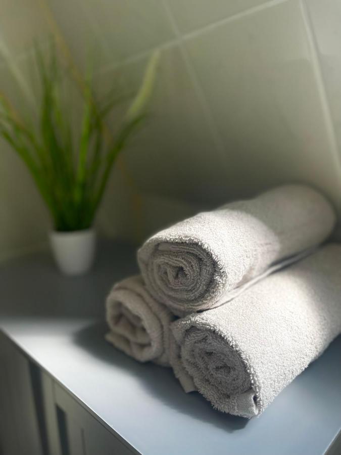 City Apartment, Ferienwohnung 3 Zkdb, Balkon, Dachgeschoss, Naehe Duesseldorf Krefeld Eksteriør billede