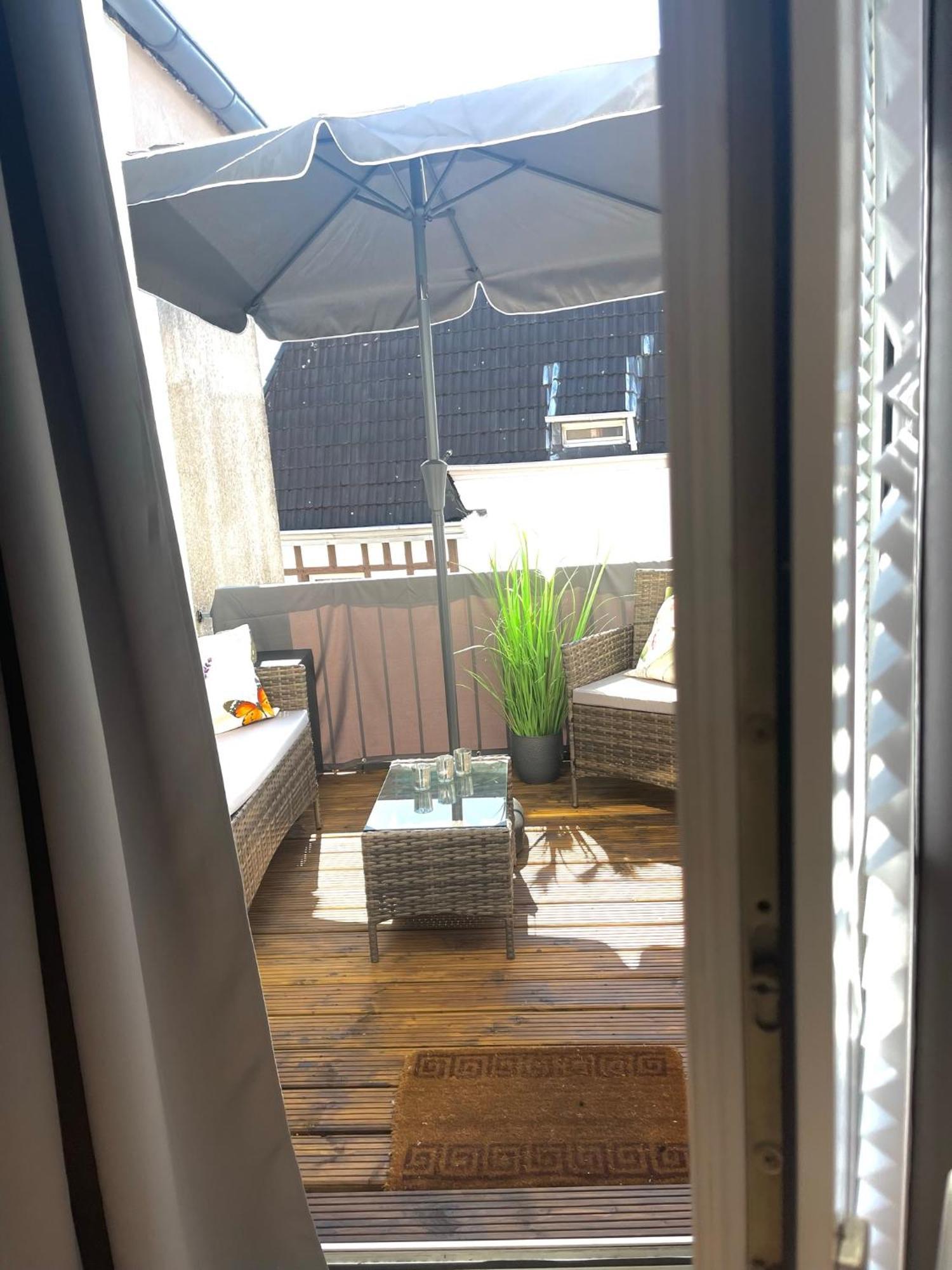 City Apartment, Ferienwohnung 3 Zkdb, Balkon, Dachgeschoss, Naehe Duesseldorf Krefeld Eksteriør billede